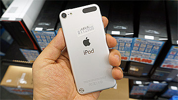 オーディオ機器 ポータブルプレーヤー 第5世代iPod touchの32GBがイオシスに大量入荷、Cランク品で実売7,980 