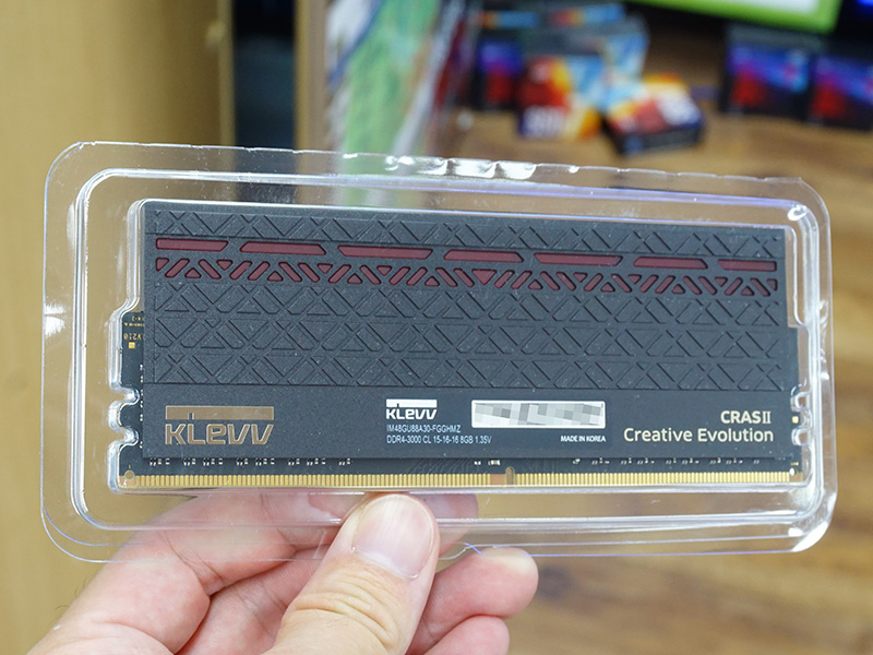 ESSENCOREのデスクトップ用メモリが複数登場、RGB LED搭載など計4種類