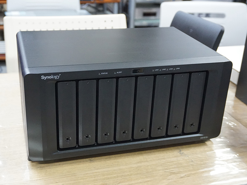 ビジネス向けの8ベイNAS「DiskStation DS1819+」がSynologyから