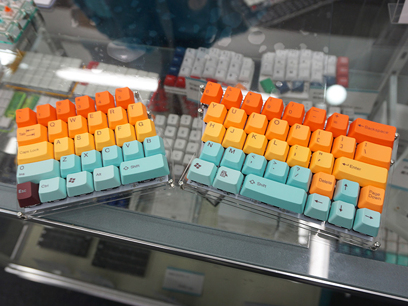 初心者でも組み立てやすい分離式キーボード自作キット「Mint60」が入荷