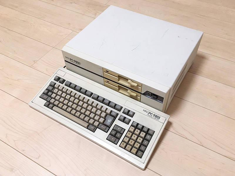 PC-9801シリーズに待望のFDD内蔵モデルが誕生「PC-9801F」 - AKIBA PC 
