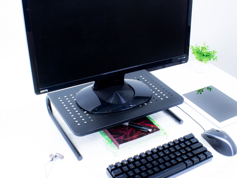 1ms/240Hz対応の49型曲面DualQHDゲーミング液晶、Samsung