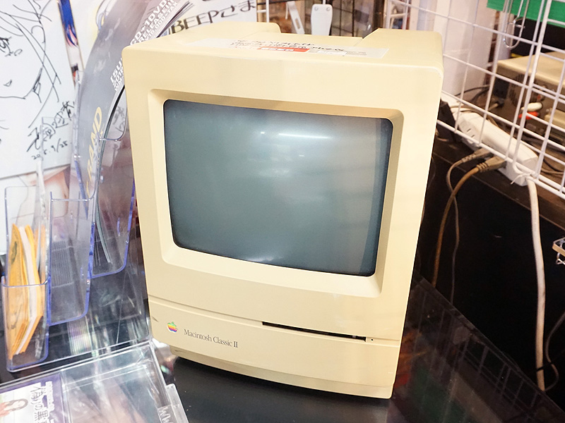 レトロなMacintoshのジャンク品が複数入荷、Classic IIが2,580円など 