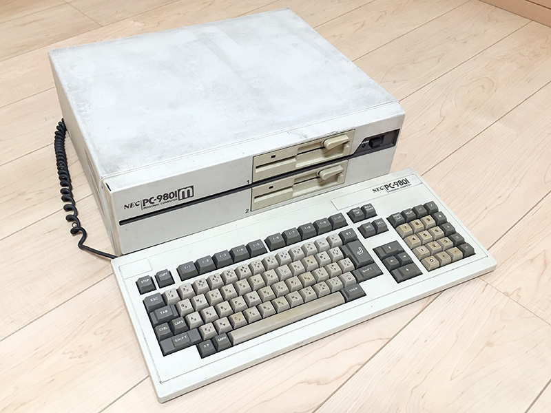 PC-9801シリーズ初となる2HDドライブを内蔵した「PC-9801M2」 - AKIBA