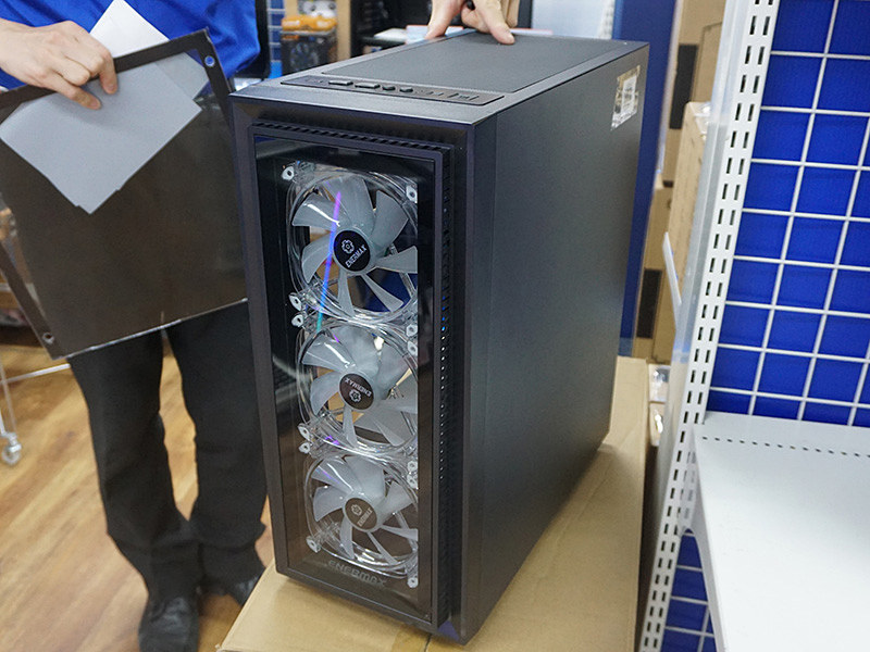実売8,480円のENERMAX製ケース「CoreIcer CI30」が発売、RGB LEDファン 