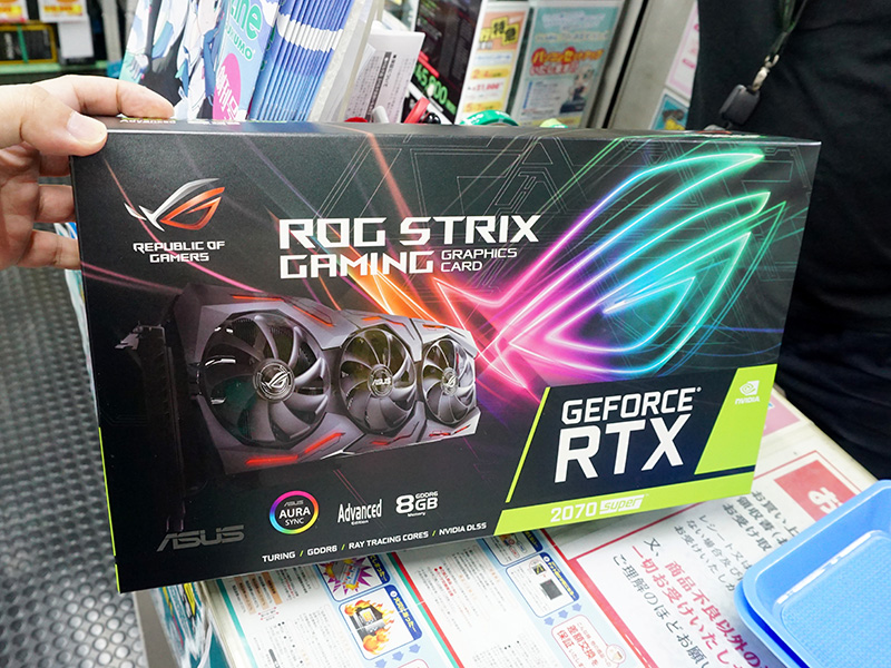 ASUSのGeForce RTX 2070 SUPERが計2モデル、3ファンのROG STRIXなど