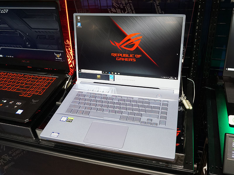 仕事でも使える15.6型ゲーミングノート「ROG ZEPHYRUS S GX502GV」が