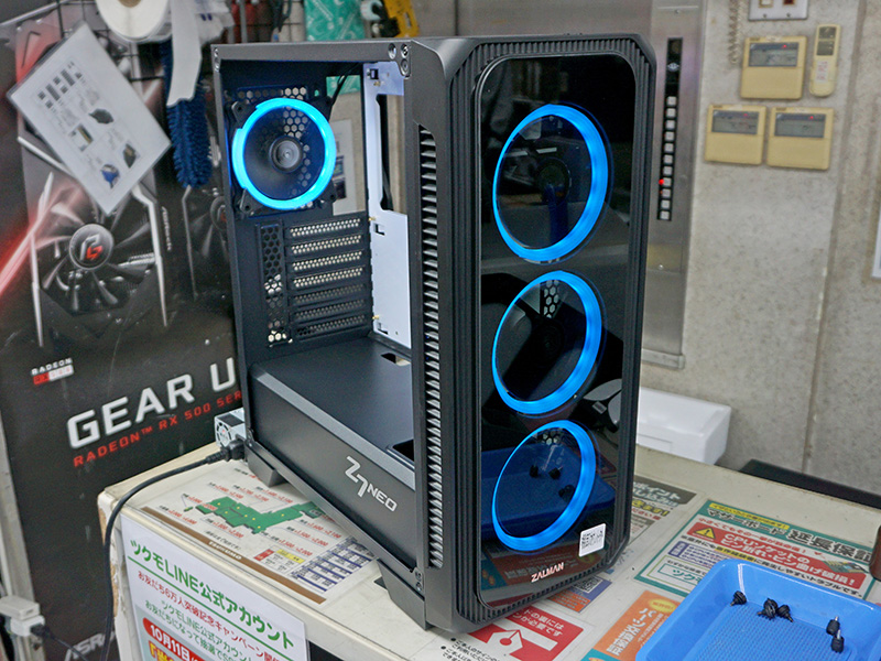 Zalman ハイエンドプレミアムPCケース ミッドタワー ARGB LEDファンコントローラー アドレス指定可能なRGBファン4個付属 工具不要 フロントパネルとサイドパネル 特別価格Zalman Z7 NEO ATX ミッドタワー ゲーミングPCケース 強化