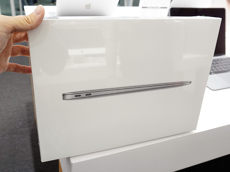 早い者勝ち！MacBook AirやiMacの処分セールがソフマップで実施中 （取材中に見つけた なもの） - AKIBA PC Hotline!