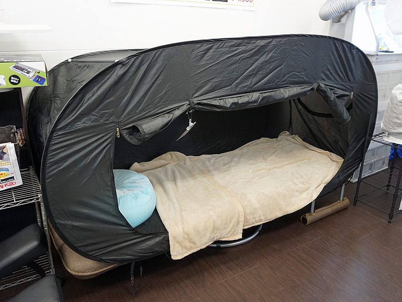 60秒で自分だけの“秘密基地”を設置できる「ベッドdeテント」が発売、実