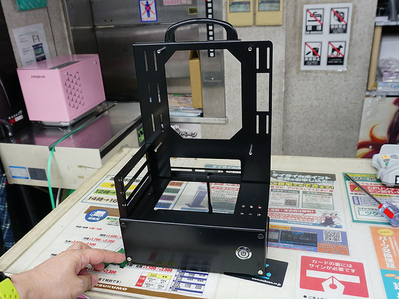 パソコンパーツ（itx） naga1.jpg