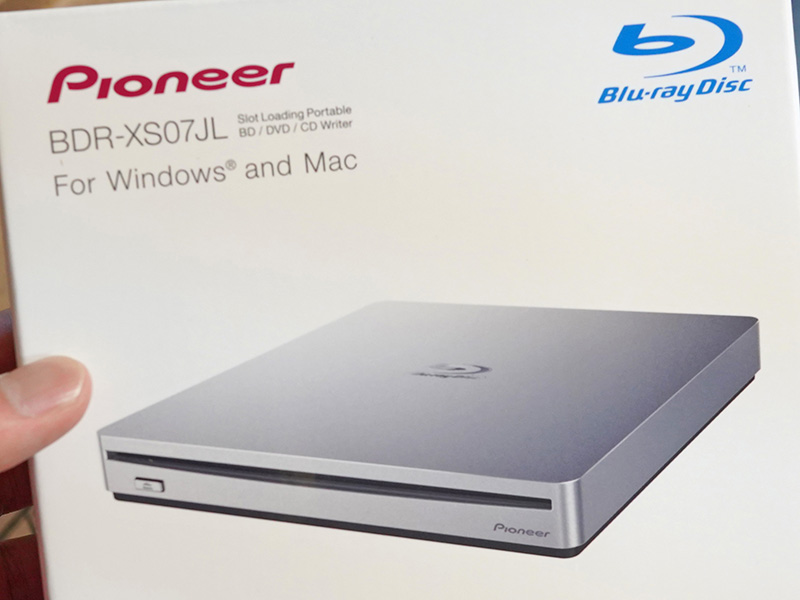 PC/タブレット PC周辺機器 パイオニアのポータブルBDドライブ「BDR-XS07JL」が発売、Android用 