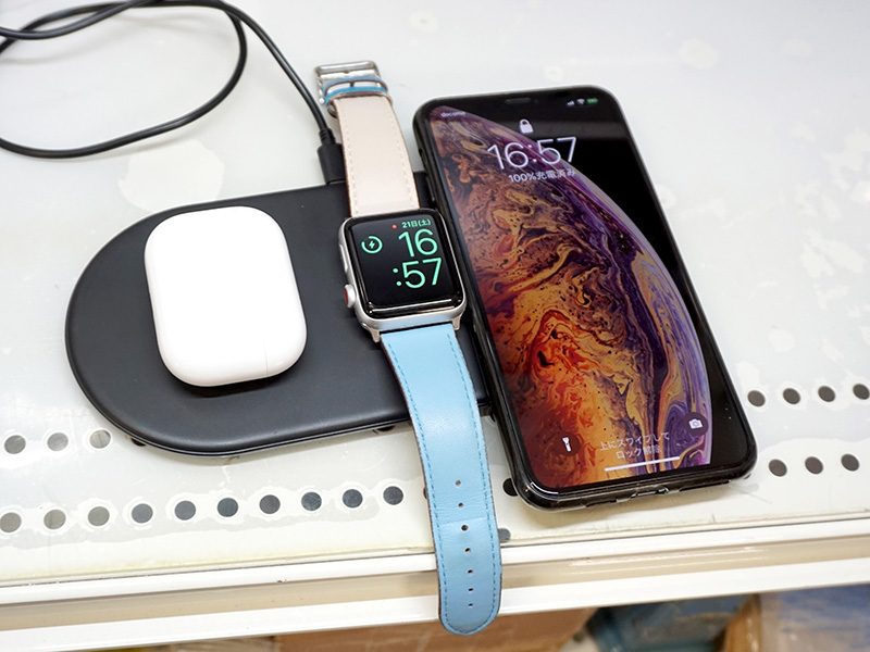 Apple製品を3台まとめて充電できるワイヤレス充電器、Apple Watch専用
