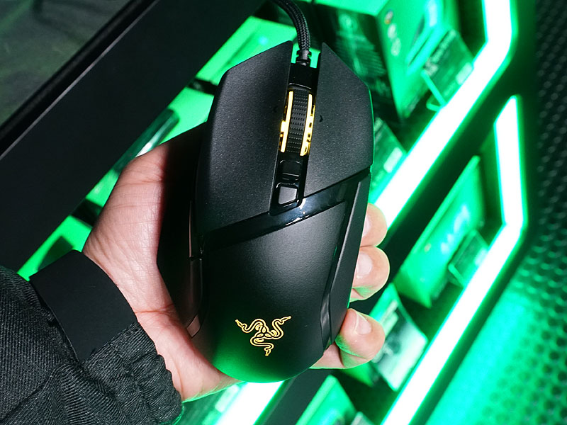 様々な改良を加えたRazerのゲーミングマウス「Basilisk V2」が