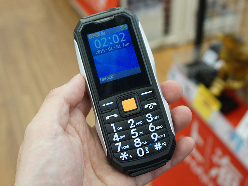 防塵防水をうたう激安bluetooth子機 Mini R Phone 3 が入荷 価格は1 380円 Akiba Pc Hotline