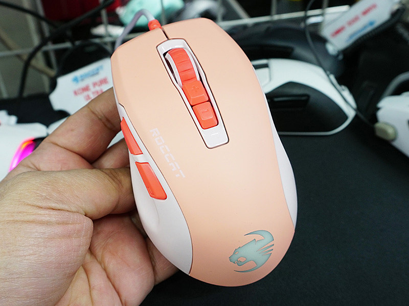内部フレームを肉抜きした軽量マウス「KONE PURE ULTRA」にキュートな