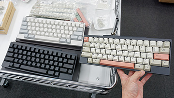 直販限定の「Happy Hacking Keyboard HYBRID」が遊舎工房で実機 直販限定の「Happy Hacking Keyboard HYBRID」が遊舎工房で実機