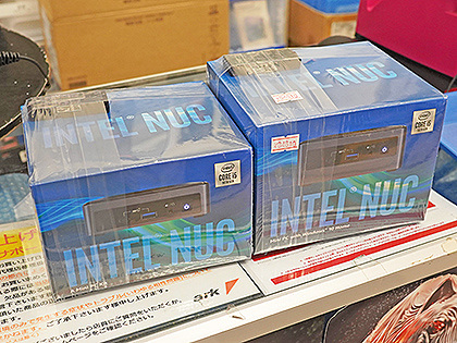 第10世代Core i5搭載のIntel NUCが登場、自作キットと完成品PCの2種類