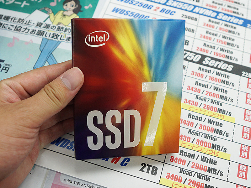 Intel SSD 760pの256GBがツクモで4,980円、リード最大3,210MB/sのNVMe