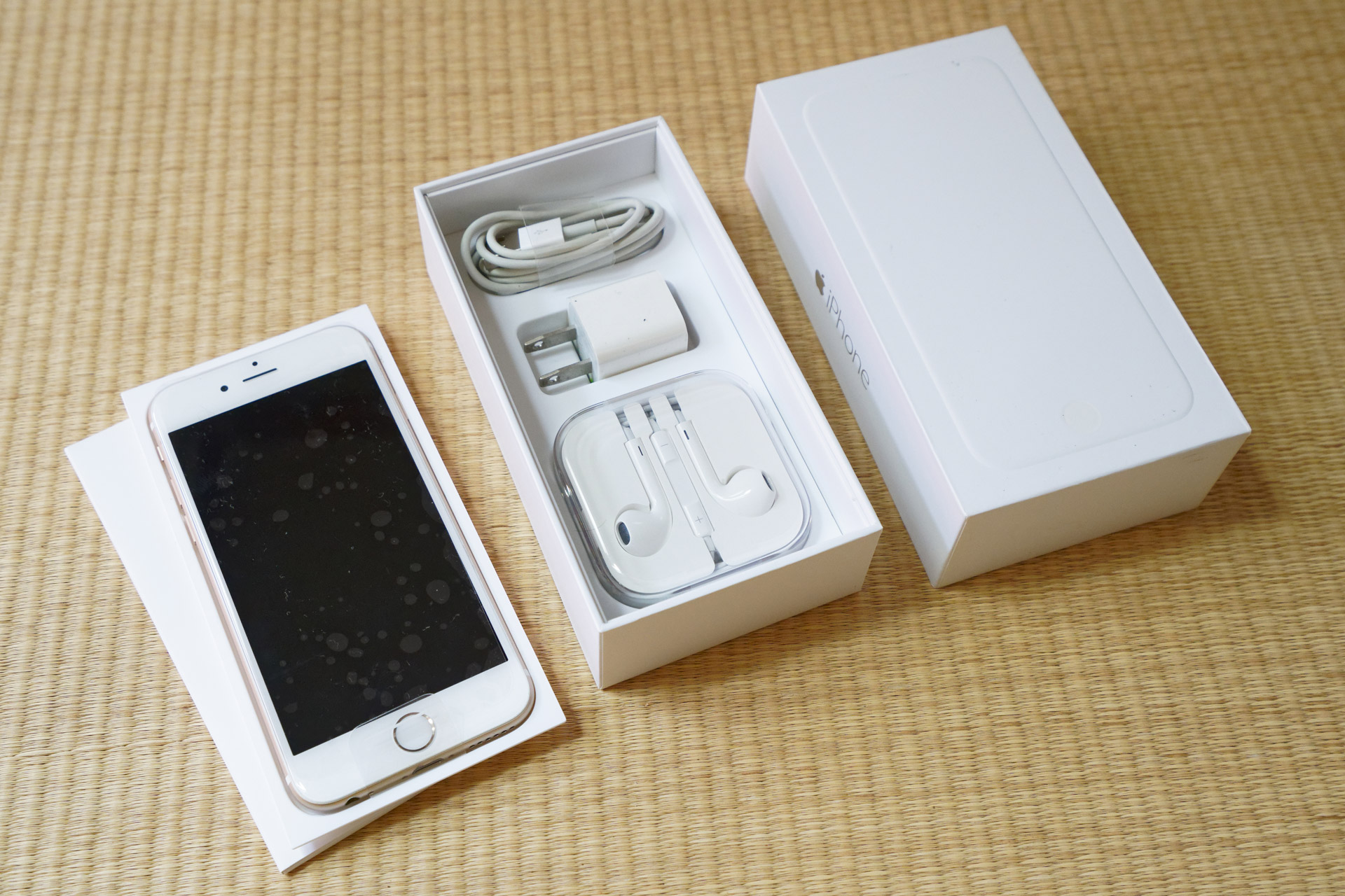 値下げしました！【美品】！ iPhone6 ゴールド 64GB docomo 判定「〇 