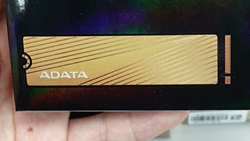 ADATAのPS5対応SSD「Premier SSD For Gamers」が入荷、ヒートシンク