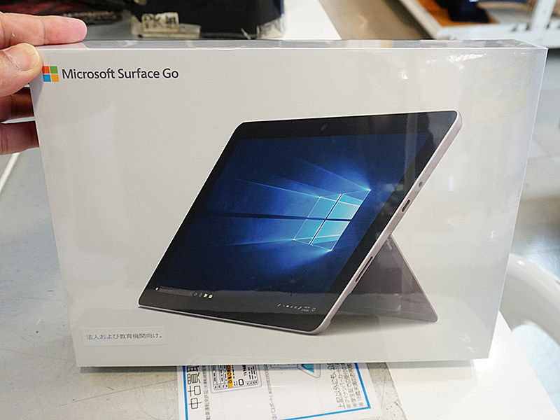 Surface Goがタイプカバー付きで税込43,978円！パソコン工房恒例