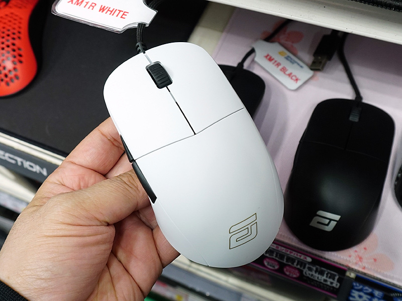 Endgame Gear Xm1r が発売 Pixart Paw3370採用の軽量ゲーミングマウス Akiba Pc Hotline