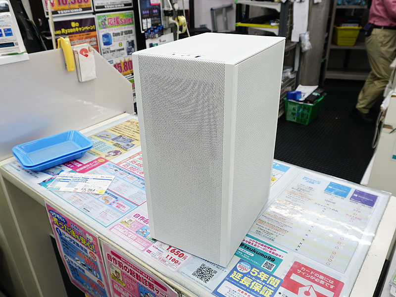 四面メッシュパネル仕様のMini-ITXケース「MESHLICIOUS」が登場、4スロット厚のカードにも対応 - AKIBA PC Hotline!