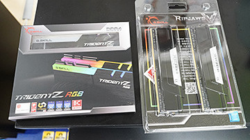 Z590 OCマザー向けDDR4-5333メモリがG.SKILLから、「Trident Z Royal