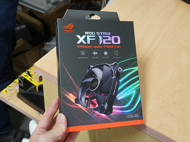 ROG STRIX XF120 PC CPU ケースファン　二個セット Amazon | ASUSTek ROG Strix XF120 / XF120A1 / BK 4ピンPWM