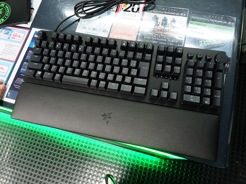 Razerの光学式キーボード「Huntsman V2」が30日に発売、テンキーレスモデルもあり AKIBA PC Hotline!