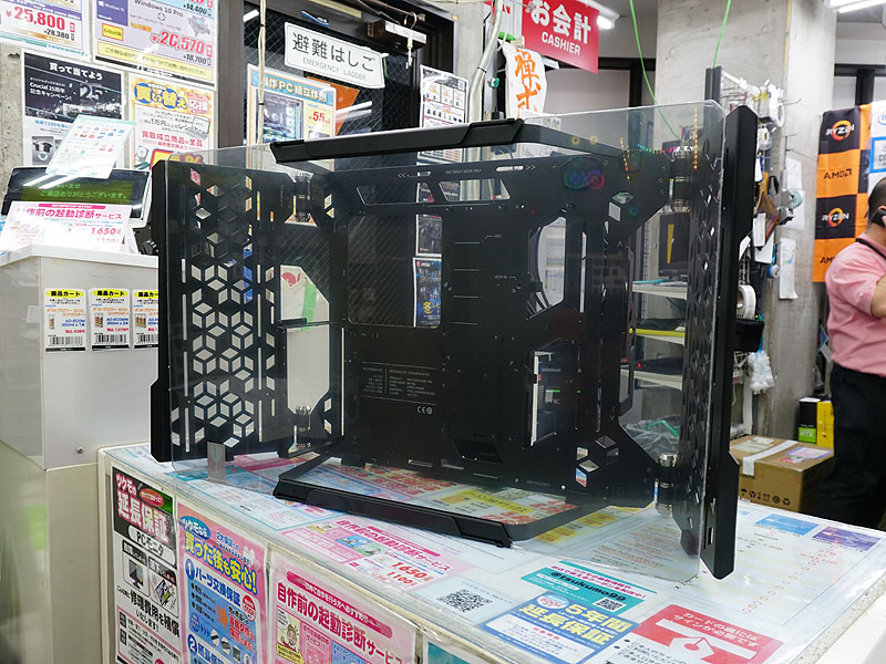 Cooler Masterのオープンフレーム「MasterFrame 700」が19日発売、横