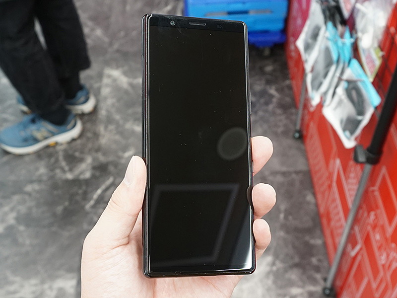 Snapdragon 855搭載の「Xperia 5」が25,800円！SIMロック解除品の中古