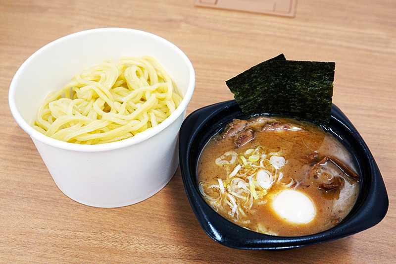 食べたら口の中が幸せに！名店“つじ田”の「濃厚特製つけ麺」はこだわり