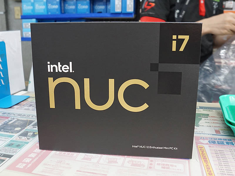 Intel Arc A770M搭載の小型ベアボーン「NUC 12 Enthusiast Kit」が発売