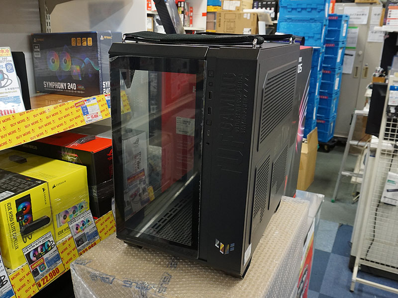 ASUSのデュアルチャンバー構造PCケース「TUF Gaming GT502」が発売