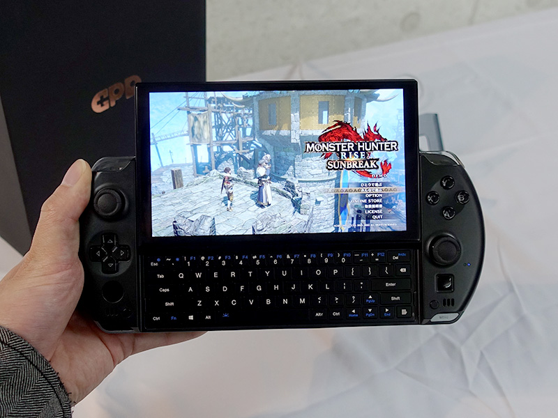 PSP goとVitaの進化系？物理キーボードも備えた携帯ゲーミングPC「GPD