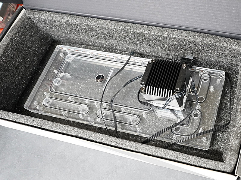 水路一体型の水冷リザーバーがBykskiから、LianLi O11 Dynamic