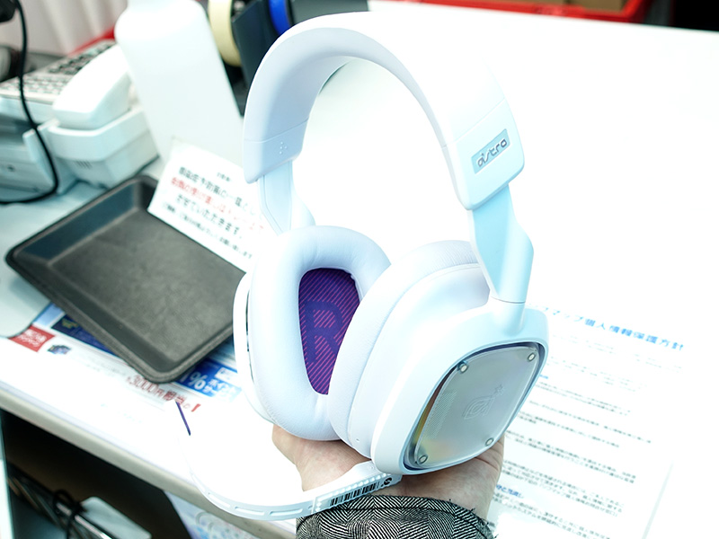 ロジクールのゲーミングヘッドセット「ASTRO A30」が店頭入荷、実機