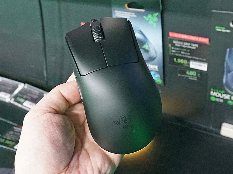 Razer人気マウスの有線モデル「DeathAdder V3」が登場、重さは約