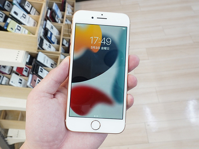 綺麗なものは早い者勝ち！iPhone 8が7,700円、ワールドモバイルで ...