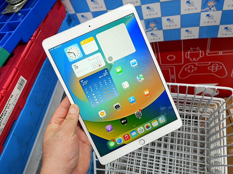 第3世代iPad Airのセルラー版が31,800円！中古品で在庫は300台以上