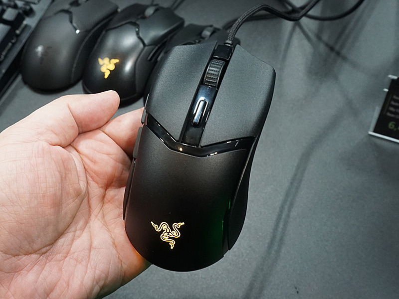 軽くて小さいゲーミングマウス「Cobra」がRazerから - AKIBA PC 軽くて小さいゲーミングマウス「Cobra」がRazerから - AKIBA PC