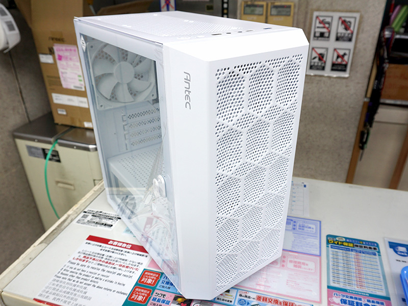 Antecの真っ白なミニタワーPCケース「NX200M WHITE」が発売、価格は