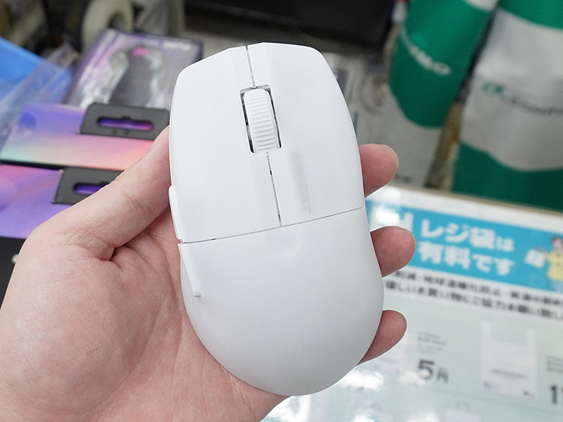 最大125時間のバッテリー動作が可能なゲーミングマウス「PURE AIR」が