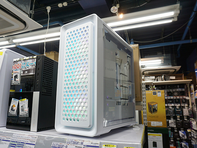 電源ケーブルが“裏配線”済みのPCケース「CUT593P」がFSPから