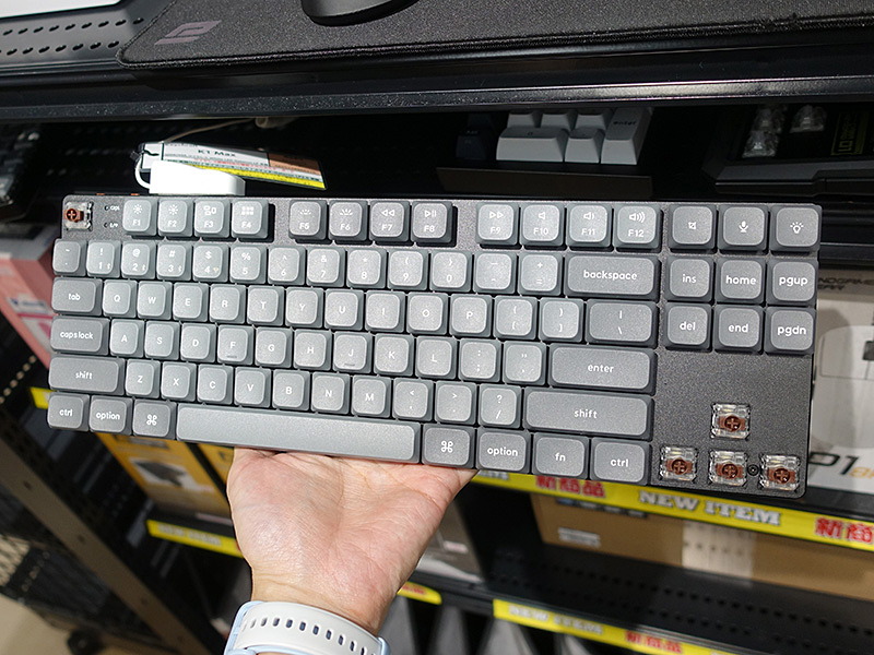 80%レイアウトの薄型メカニカルキーボード「Keychron K1 Max」が入荷
