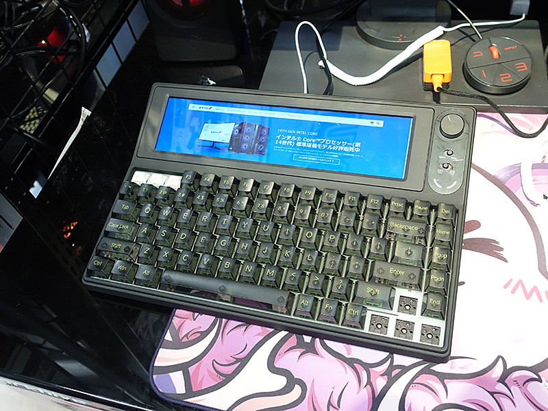 サブモニターとして使える10.1インチディスプレイ搭載のキーボード「AJAZZ AKP846」が入荷 - AKIBA PC Hotline!