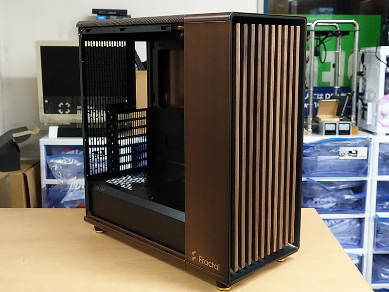PCケース(自作PC用) Fractal Design North これで全てが分かる。Fractal Design「North XL」徹底解説