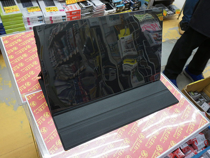 フルHD/IPSパネル採用の15.6型モバイルモニターが12,000円 - AKIBA PC